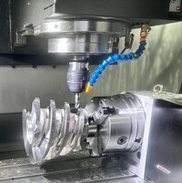 Фрезерный станок с ЧПУ QUASER MF500C, 4+1 ось, 2024 г