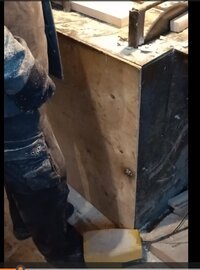 Торцовочный станок  пневматический