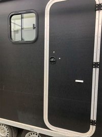 Прицеп мобильный офис на колесах с оборудованием