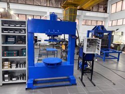 Гаражный пресс для распрессовки колёс 150 тонн
